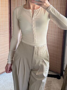 Princess Polly Kandis Long Sleeve Bodysuit Size 2